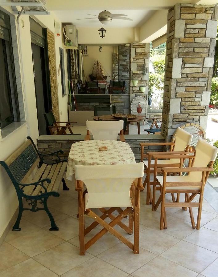 Cute Maisonette No2 On Coastal Sidewalk Nikiti  Dış mekan fotoğraf
